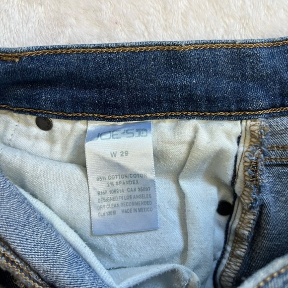 Joe’s Jeans 6” Cuff Denim Shorts Irisa Wash Size 29 Distressed Casual - Picture 9 of 15